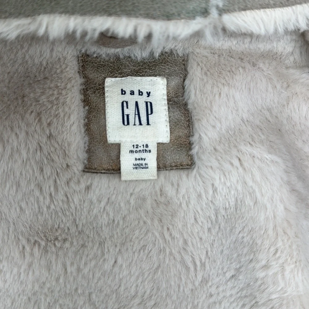 Baby Gap Metallic Faux Fur Lining Coat Size 12-18months